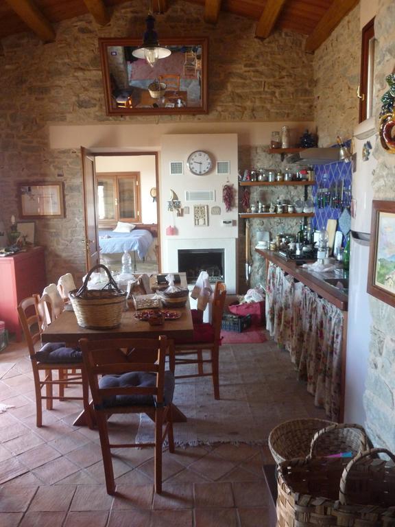 San Pantaleone Rocca Del Vento Bed & Breakfast エクステリア 写真