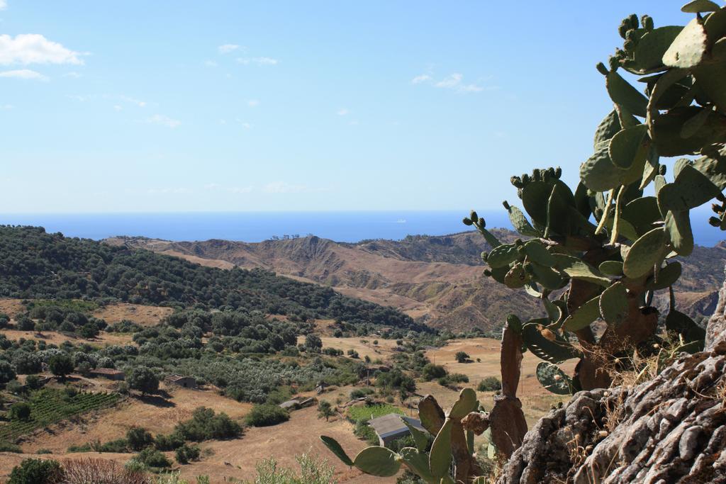 San Pantaleone Rocca Del Vento Bed & Breakfast エクステリア 写真