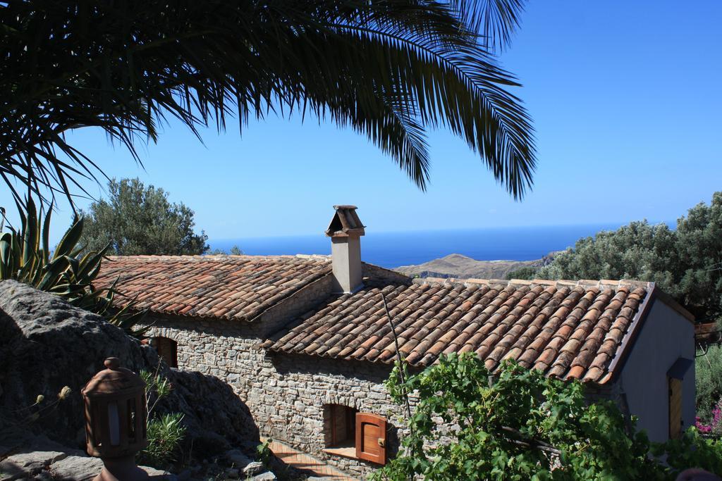 San Pantaleone Rocca Del Vento Bed & Breakfast エクステリア 写真