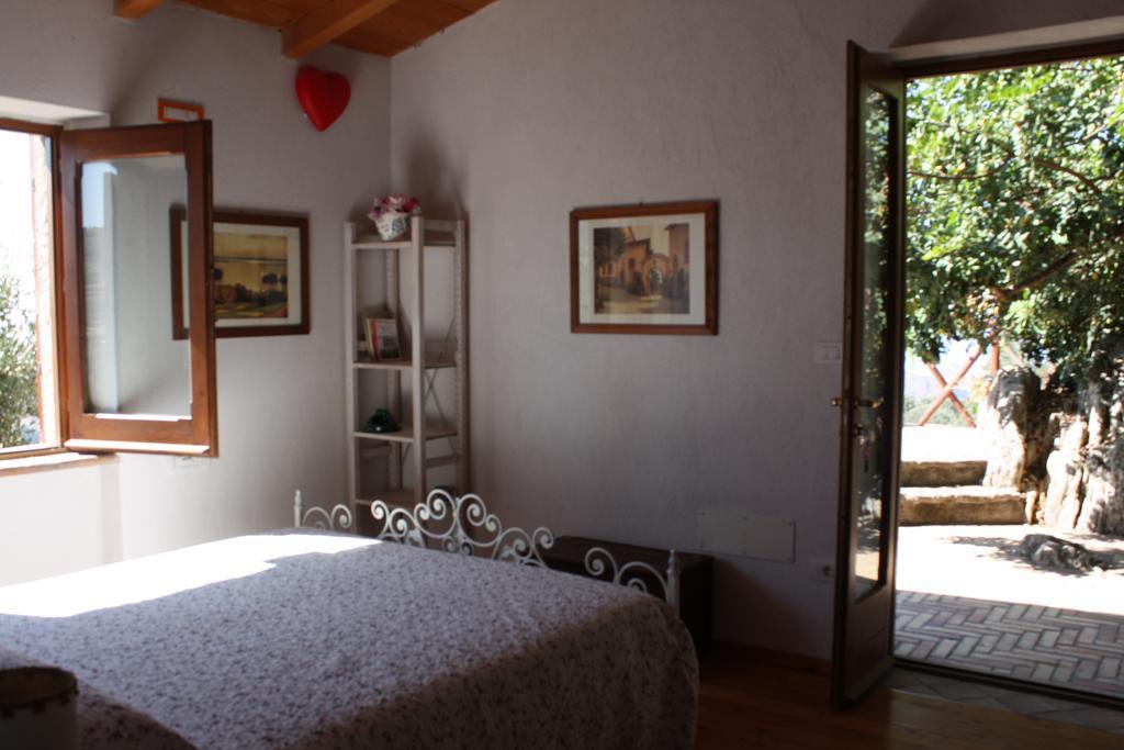 San Pantaleone Rocca Del Vento Bed & Breakfast エクステリア 写真